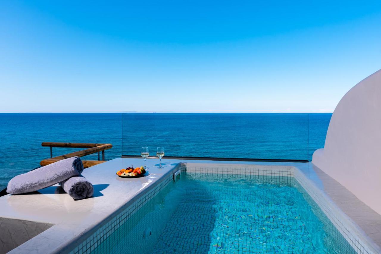 Neoma Luxury Suites Karterados  Exterior foto