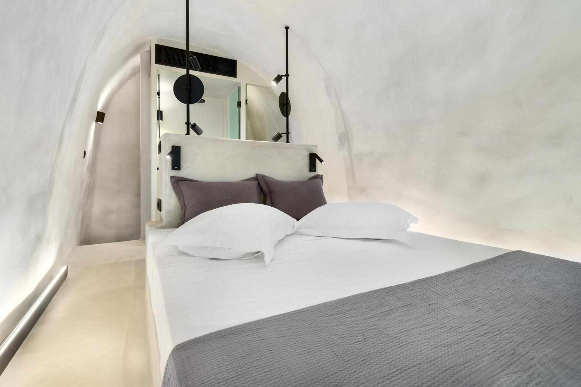 Neoma Luxury Suites Karterados  Exterior foto